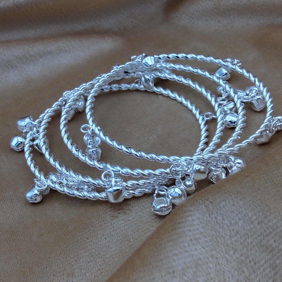 Victorian Twisted Ghungroo Bangles GD_ BGL 008