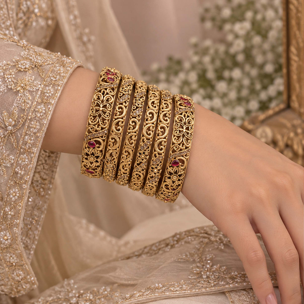 Royal Antique Gold Cutwork Lightweight Bangle set GD_ BGL 014