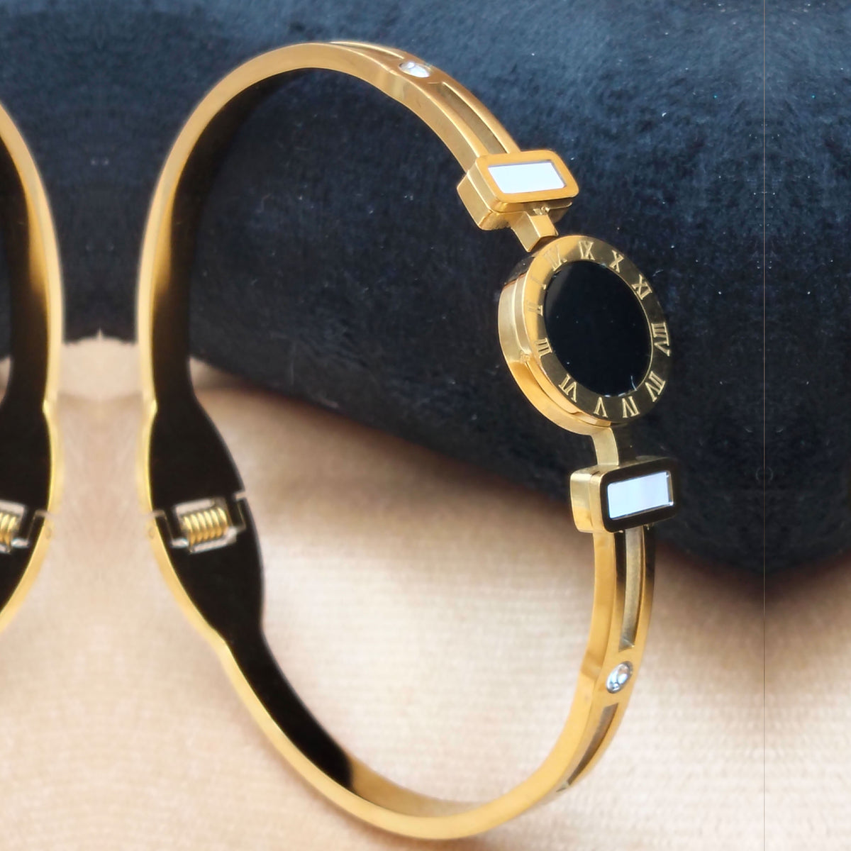  Roman Numeral Gold Stainless Steel Adjustable Bracelet GD_ BR 005