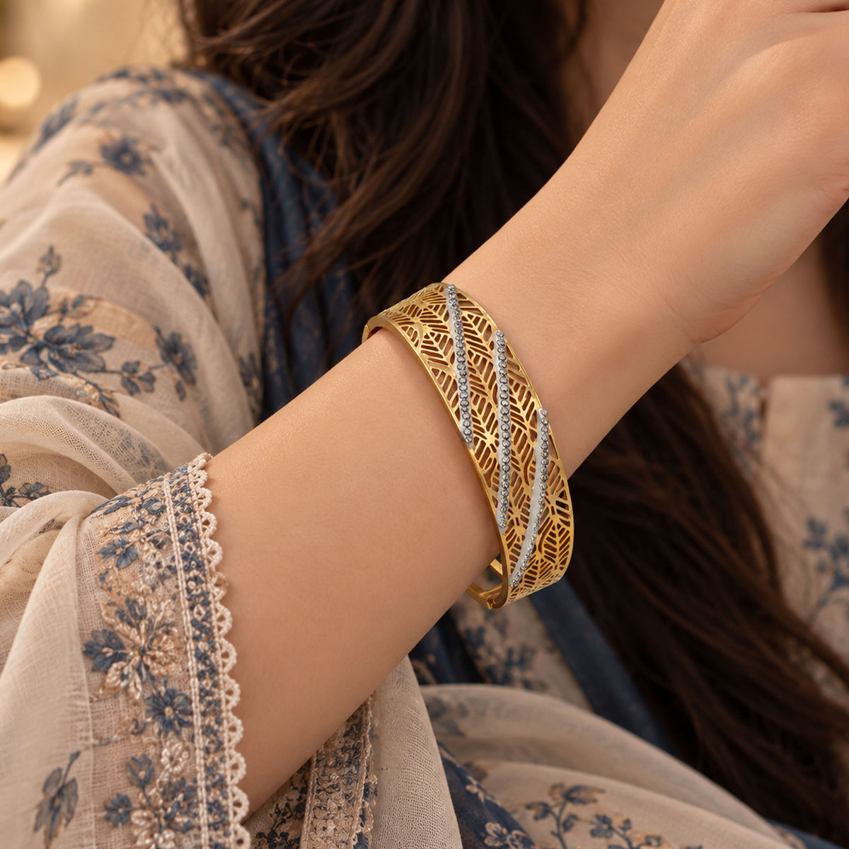 Stainless Steel Leaf Cutout Openable Bracelet  GD_ BR 017