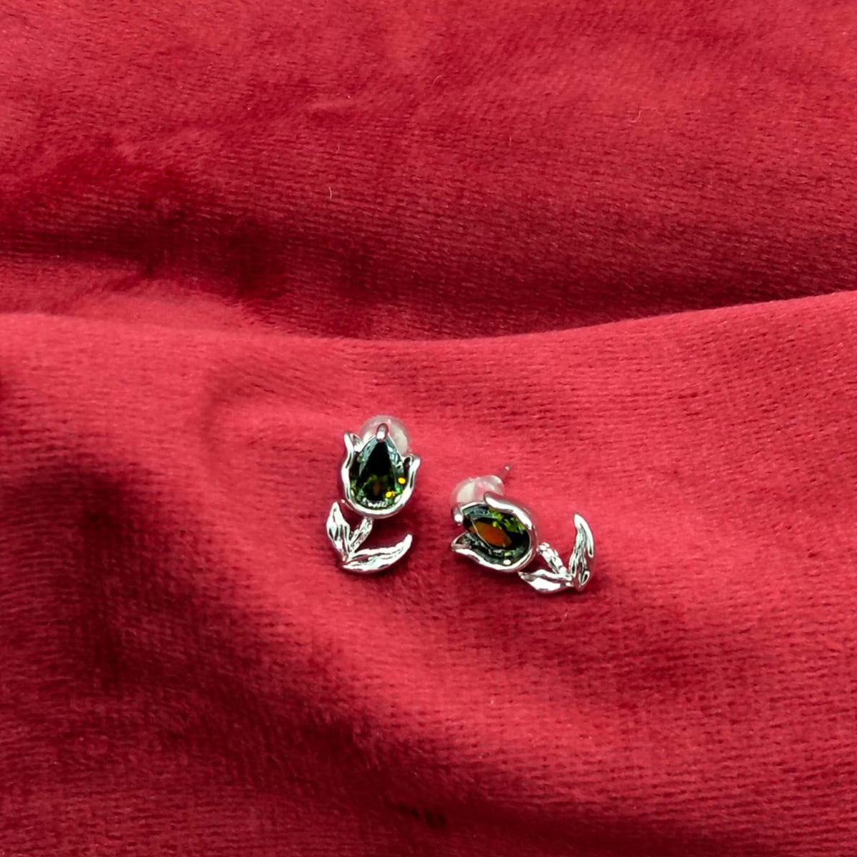 Ottoman Noir Tulip Silver Stud Earring_SL _ER 001