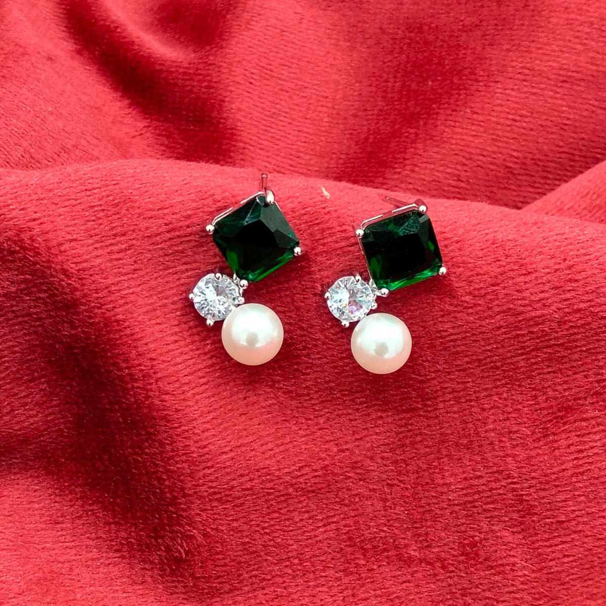 Ottoman Emerald & Pearl Regal Studs GD_ ER 006
