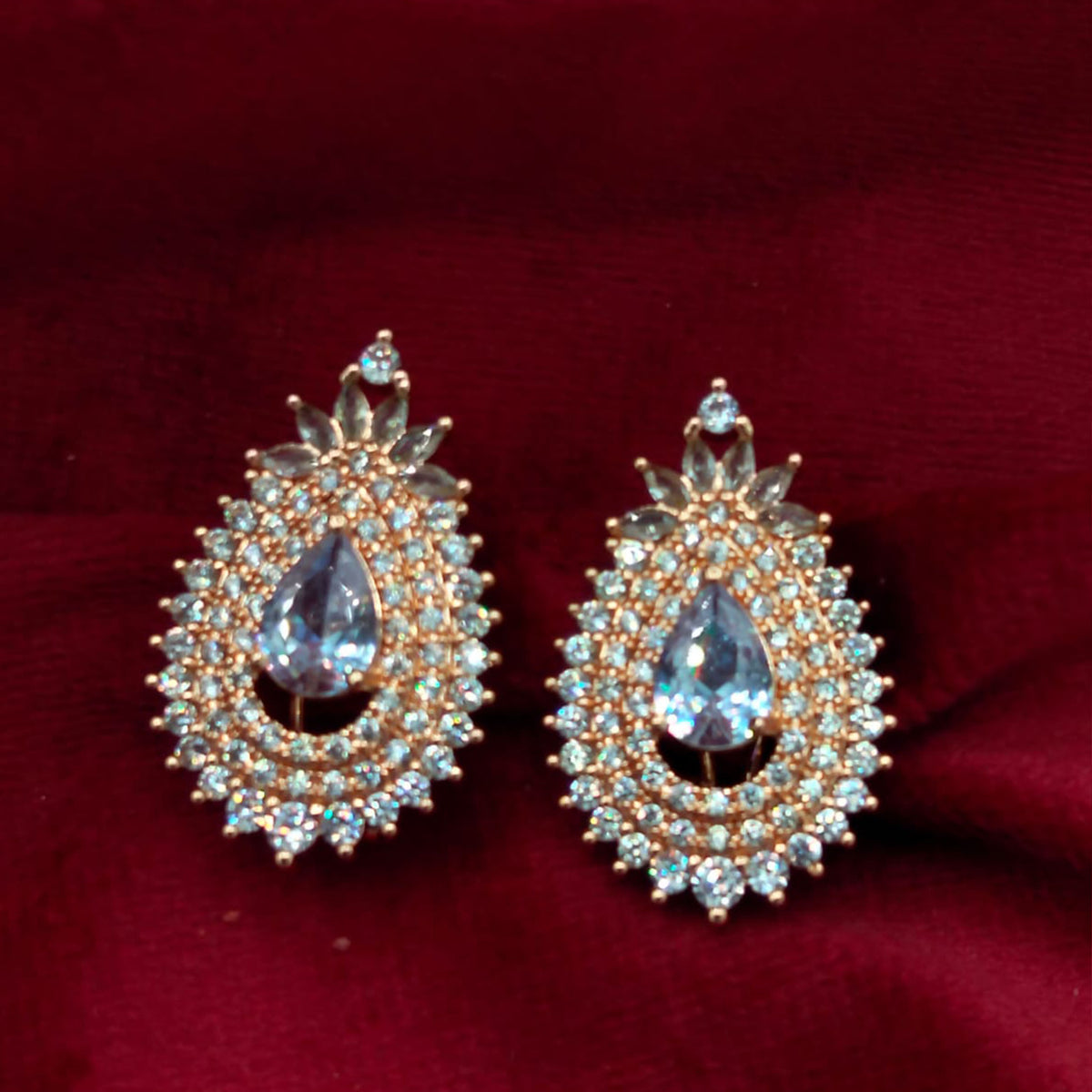 Regal Sapphire Teardrop Stud Earrings GD_ ER 021