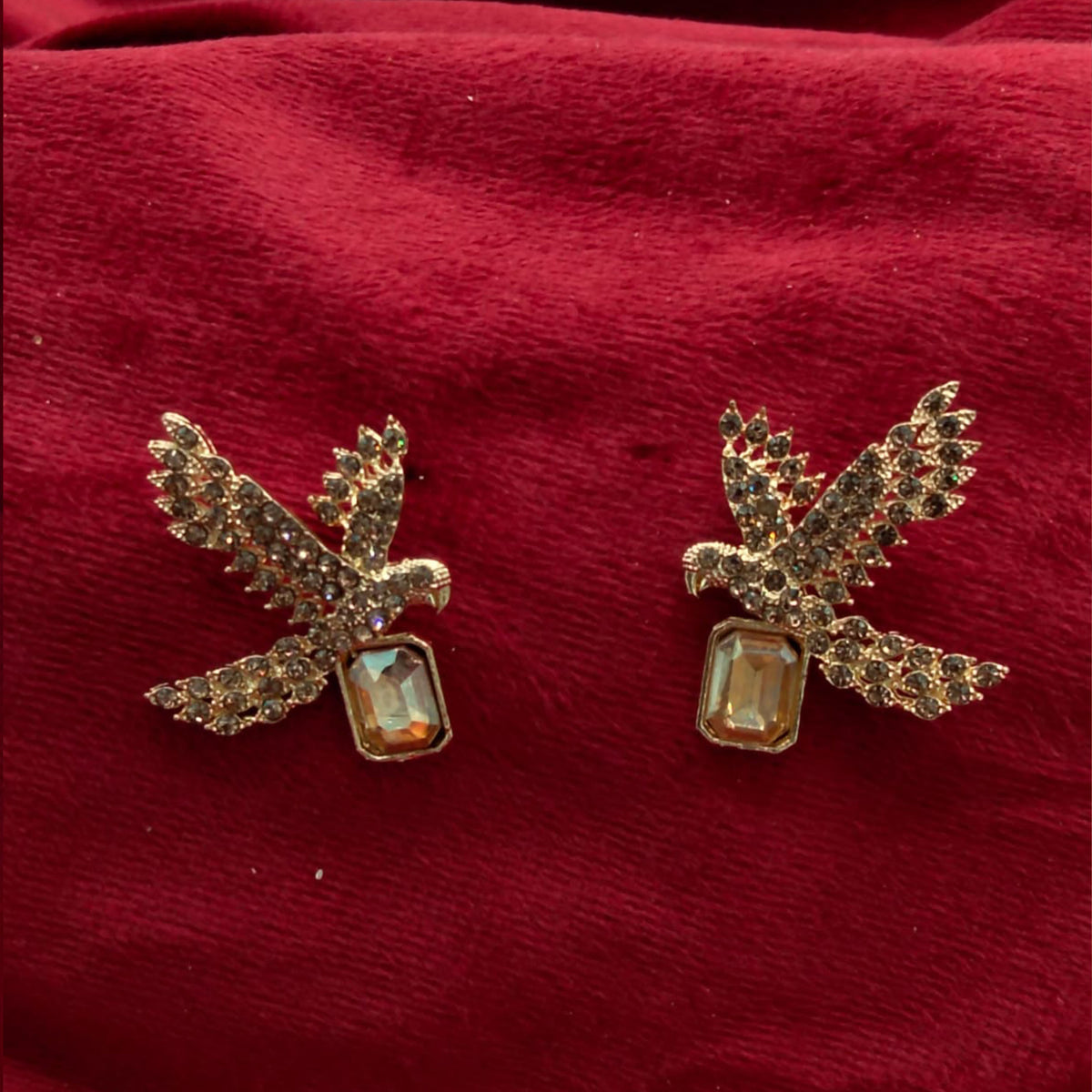 Antique Crest Bird Stud Earrings GD_ ER 022