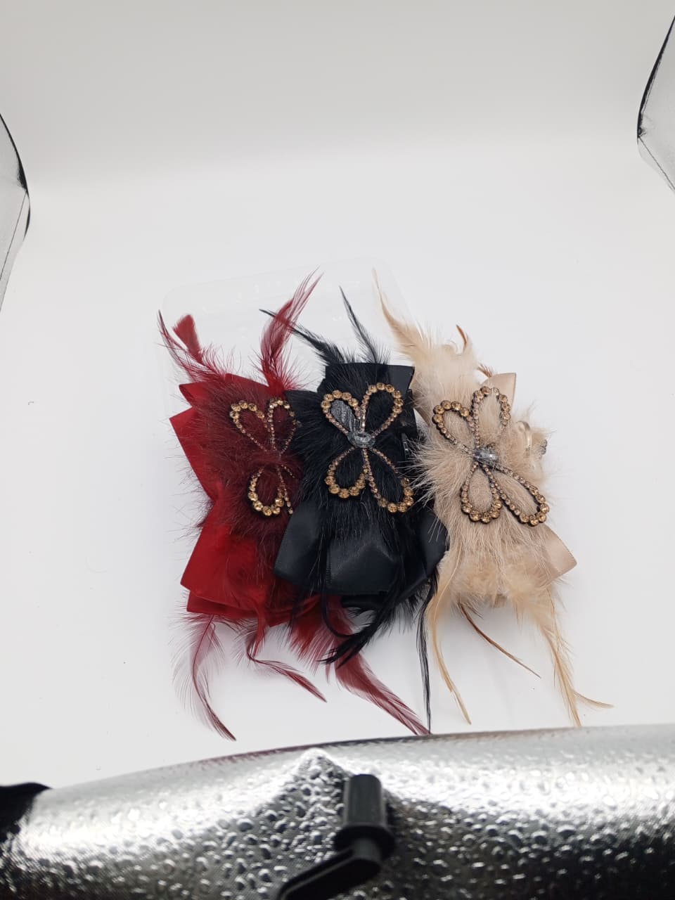 Glamorous Feather Hair Claw with Crystal Butterfly Bow _ 001