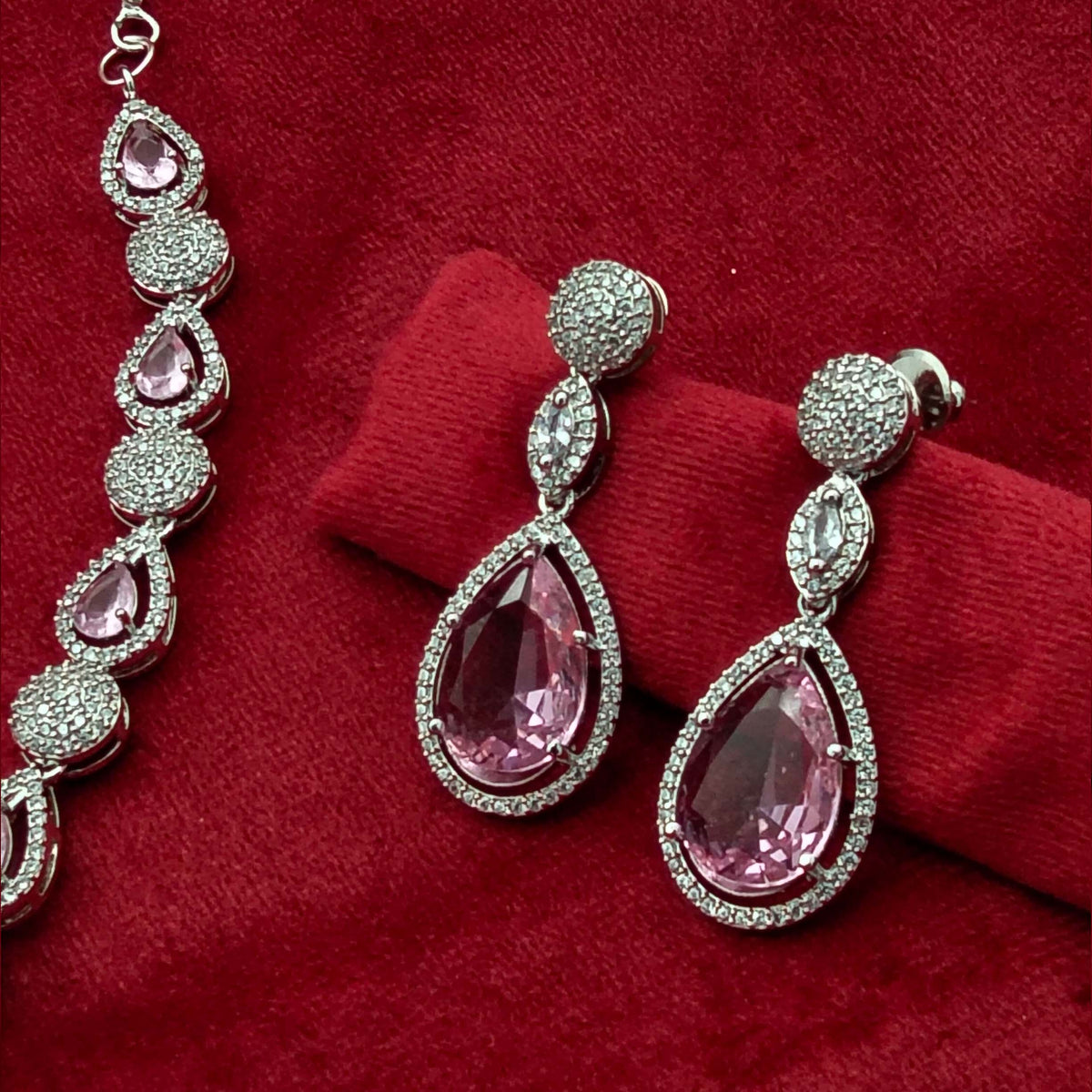 Regal 24K Gold Plated Rose Crystal Necklace Set SL_ NK 008