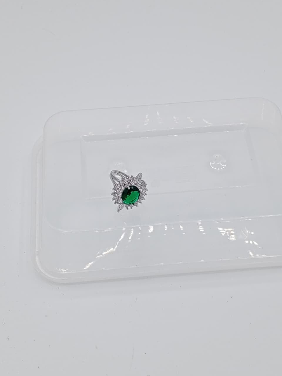 Adjustable Elegant Silver Finish Ring – Emerald Green CZ Stone SL RNG_ 001