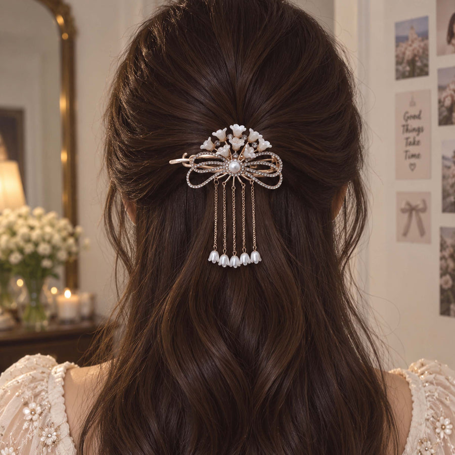 Vintage Pearl Cluster Hair Clip with Crystal Vine Design _ 002